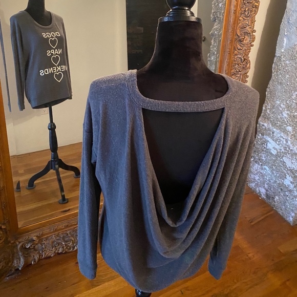 COPY - Chaser “Dogs Naps Weekends” Graphic Top with draped drape draping cowl n… - Picture 4 of 14
